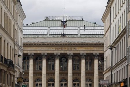 France stocks mixed at close of trade; CAC 40 up 1.09%