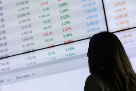 Colombia stocks higher at close of trade; COLCAP up 0.96%