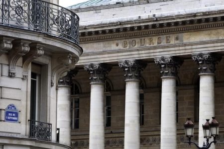 France stocks lower at close of trade; CAC 40 down 1.01%