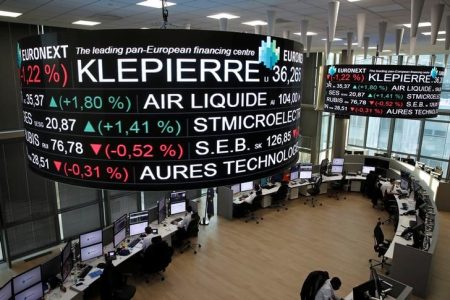 France stocks higher at close of trade; CAC 40 up 1.23%