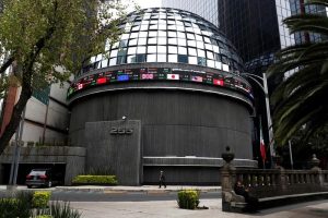 Mexico stocks lower at close of trade; S&P/BMV IPC down 1.37%