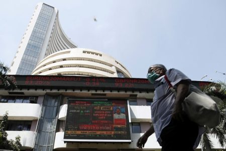 India stocks higher at close of trade; Nifty 50 up 0.01%